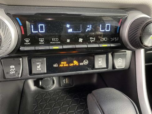 Used 2023 Toyota RAV4 XLE w/ Convenience Package AWD/4WD image 23