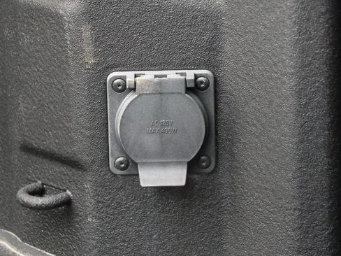 Used 2023 GMC Sierra 1500 Pro w/ Graphite Edition image 12