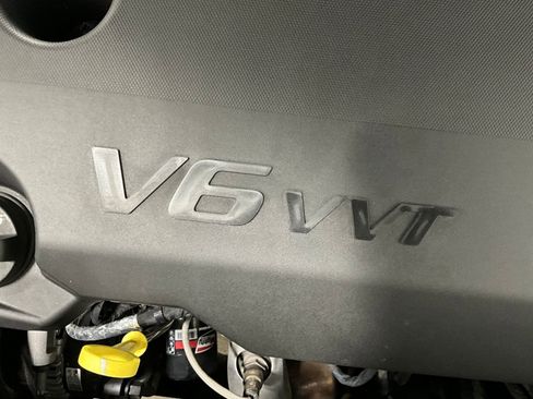 Used 2023 Buick Enclave Essence AWD/4WD image 32