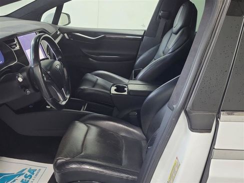 Used 2016 Tesla Model X 90D AWD/4WD image 6