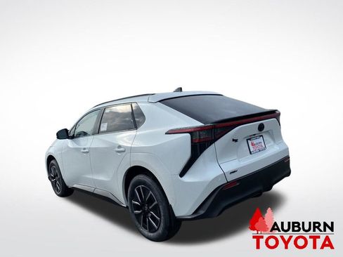 New 2026 Toyota bZ FWD image 5