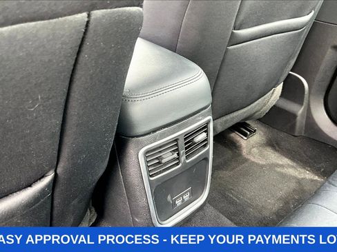 Used 2023 Chrysler 300 Touring w/ Sport Appearance Package RWD image 13
