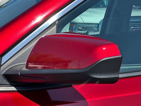 Used 2024 GMC Terrain SLE image 54