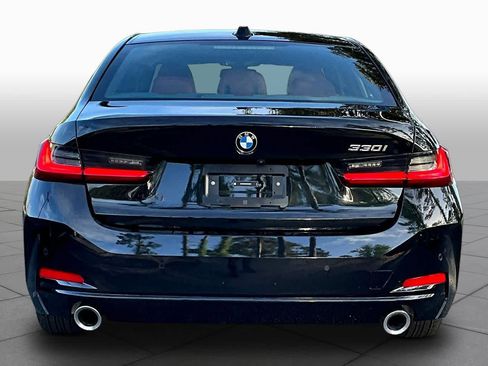 Used 2025 BMW 330i Sedan RWD image 5