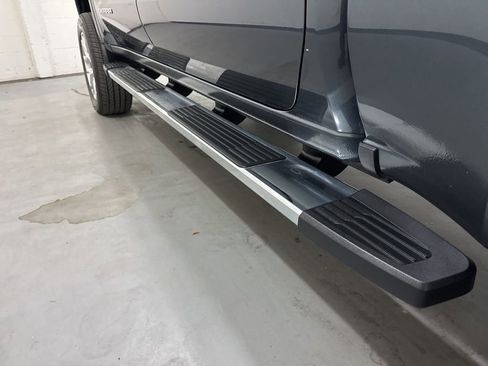 Used 2019 GMC Sierra 1500 SLT image 19