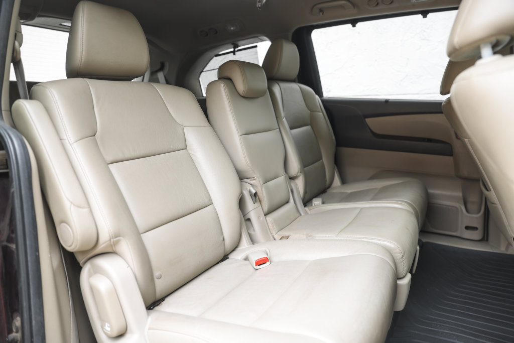 Used 2015 Honda Odyssey Touring image 37