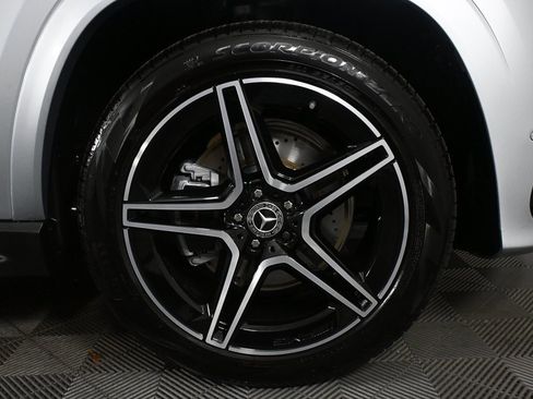 New 2026 Mercedes-Benz GLS 450 4MATIC image 37