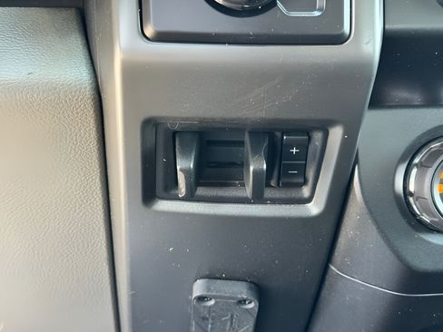Used 2020 Ford F350 XLT AWD/4WD image 27