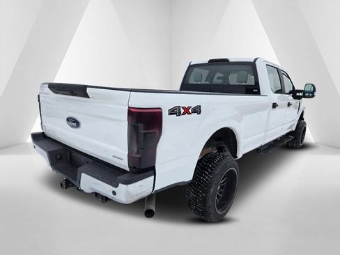 Used 2018 Ford F250 XL w/ Power Equipment Group image 7