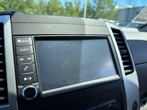 Used 2019 Nissan Frontier SV AWD/4WD image 23