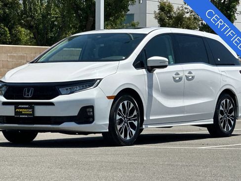 Certified 2026 Honda Odyssey Elite image 8