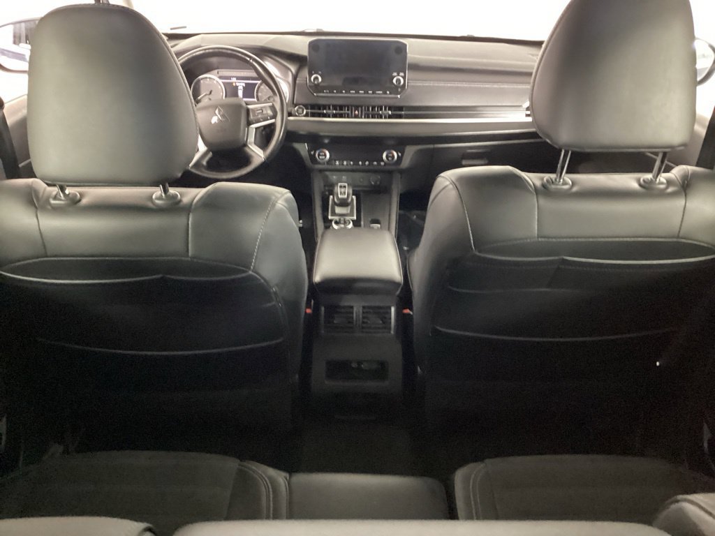 Used 2024 Mitsubishi Outlander SE AWD/4WD image 31