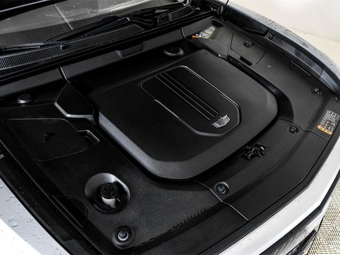 Used 2024 Cadillac Lyriq Luxury w/ LPO, Floor Liner Package image 52