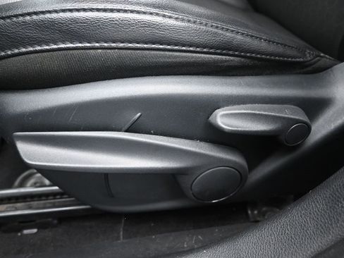 Used 2020 Jeep Compass Latitude image 10