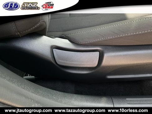 Used 2024 Hyundai Elantra SEL FWD image 14