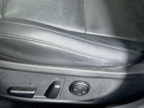 Used 2019 Kia Stinger RWD image 15