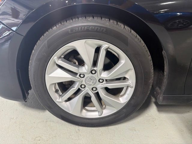Used 2019 Honda Accord LX image 12