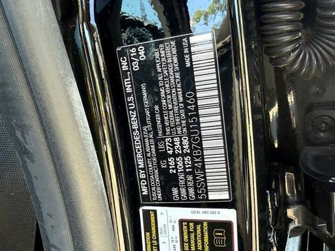 Used 2016 Mercedes-Benz C 300 4MATIC Sedan image 4