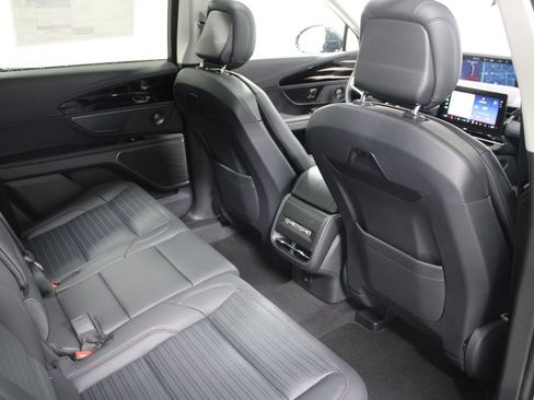 New 2026 Lincoln Nautilus Reserve w/ Jet Appearance Package image 32