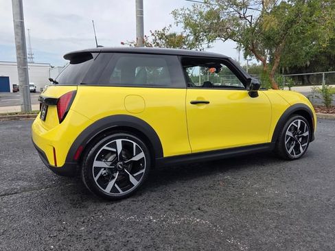 New 2026 MINI Cooper 2-Door Hardtop FWD image 7