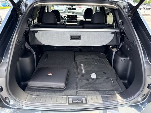 Used 2024 Mitsubishi Outlander SE Black Edition AWD/4WD image 11