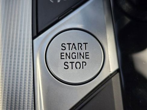 Used 2024 BMW Z4 M40i w/ Premium Package image 34