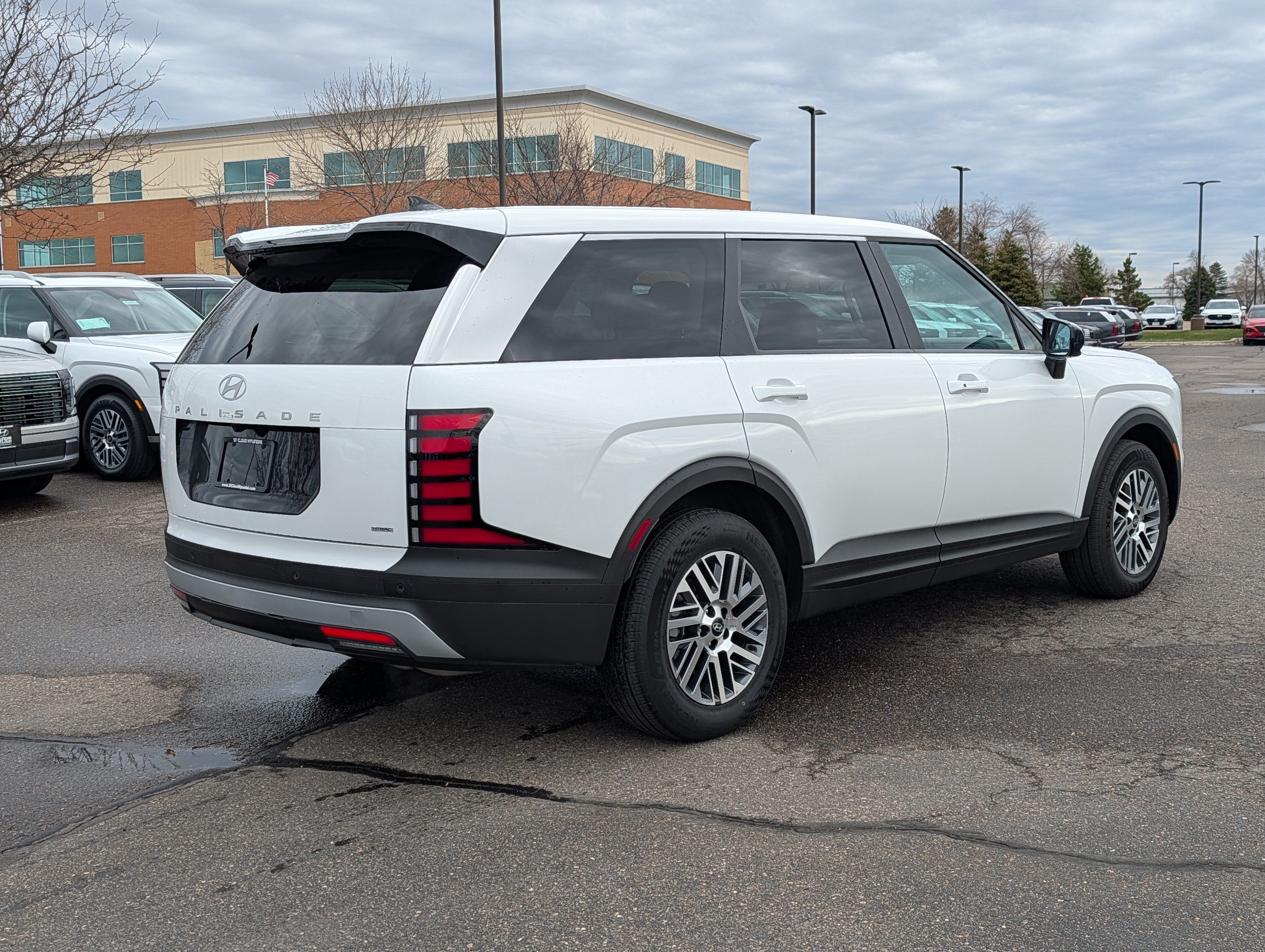 Used 2026 Hyundai Palisade SE AWD/4WD image 5