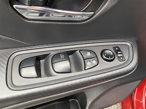 Certified 2024 Nissan Versa SV w/ Trunk Package image 21