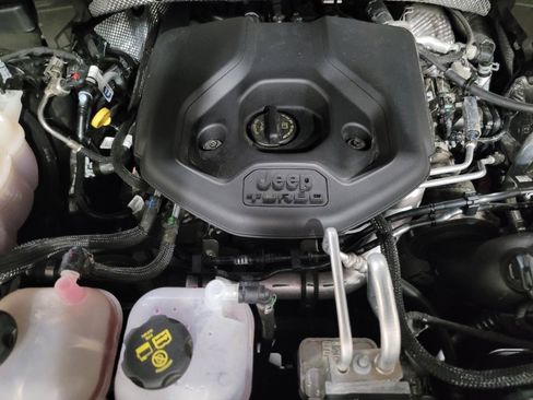 Used 2022 Jeep Grand Cherokee Limited 4xe w/ Luxury Tech Group II image 30