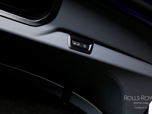 Certified 2024 Rolls-Royce Cullinan Black Badge w/ Dark Exterior Package image 30