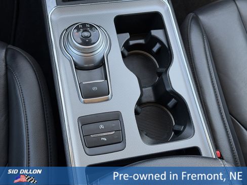 Used 2021 Ford Edge Titanium AWD/4WD image 12