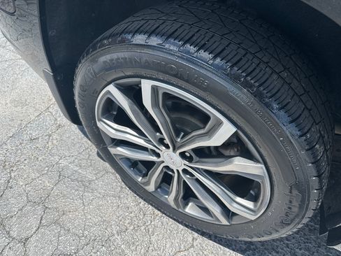 Used 2018 GMC Terrain Denali w/ Advanced Safety Package FWD image 7