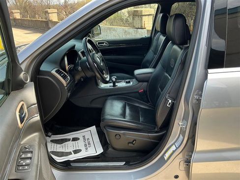 Used 2015 Jeep Grand Cherokee Overland image 28