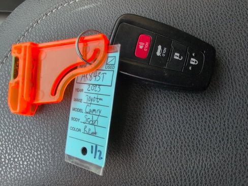 Used 2023 Toyota Camry XSE image 12