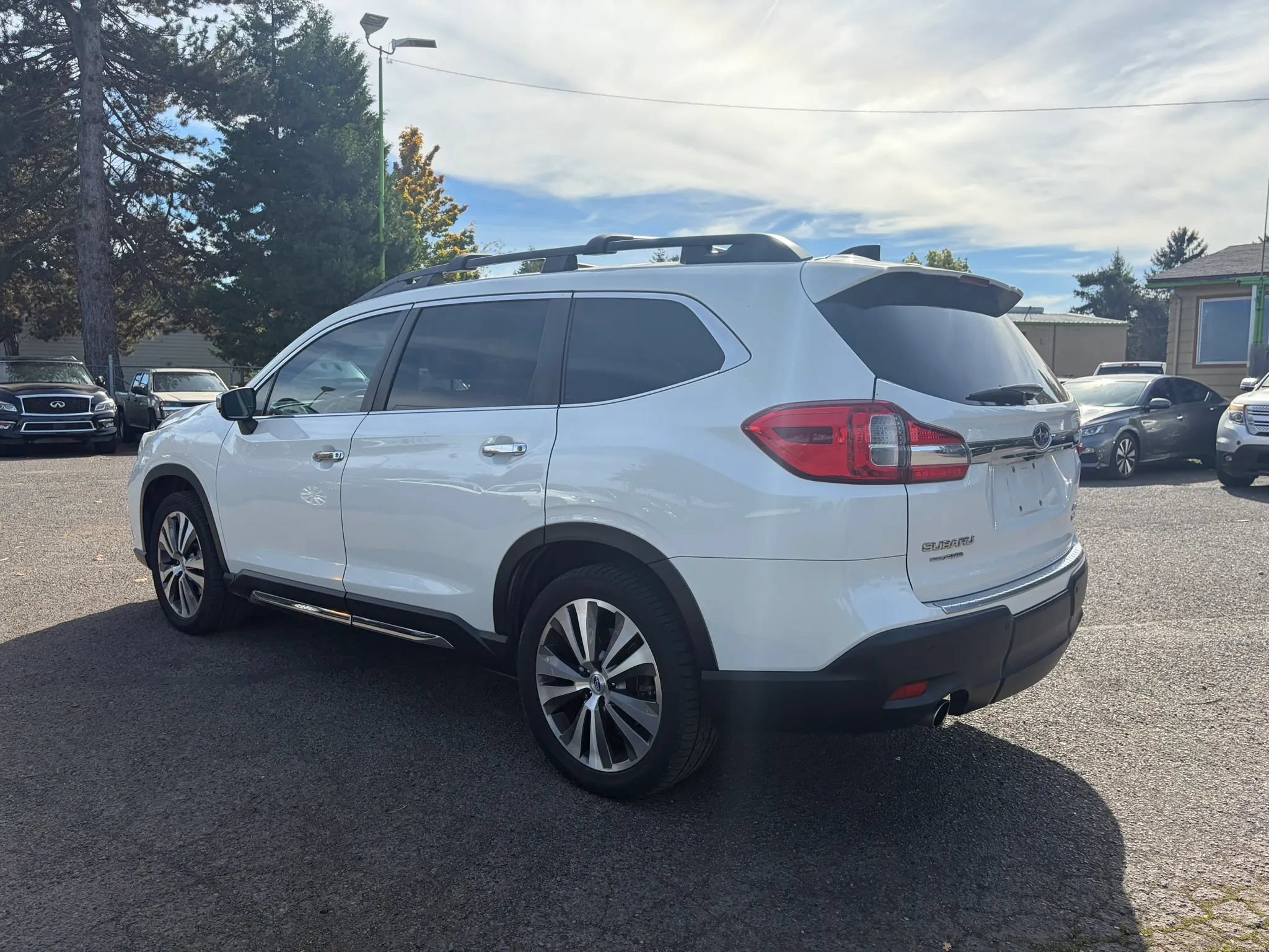 Used 2019 Subaru Ascent Touring w/ Popular Package #3 AWD/4WD image 5