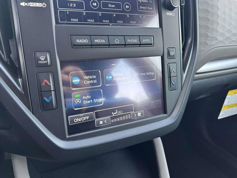 Used 2025 Subaru Forester Base image 22