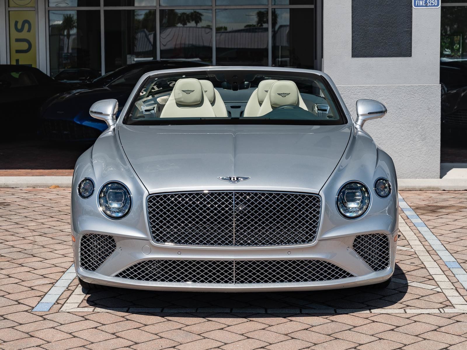 Used 2022 Bentley Continental GT AWD/4WD image 39