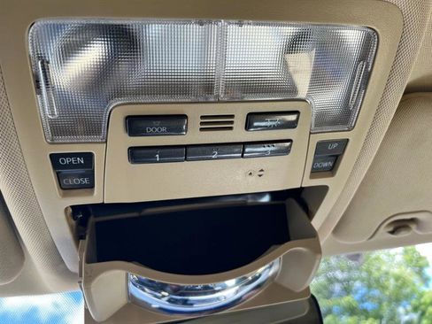 Used 2017 Toyota Highlander XLE w/ Protection Package #3 AWD/4WD image 16