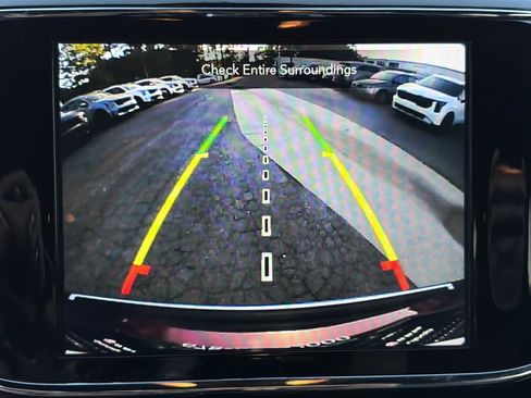 Used 2020 Jeep Grand Cherokee Limited image 31