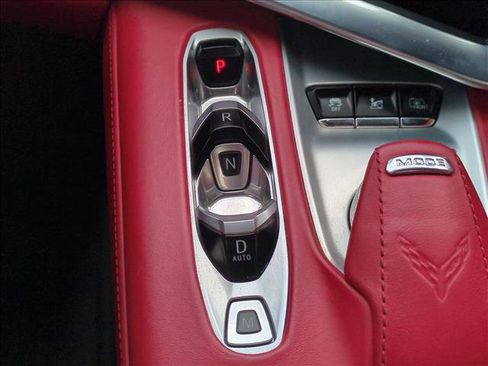 Used 2021 Chevrolet Corvette Stingray Premium Conv w/ Z51 Performance Package image 12