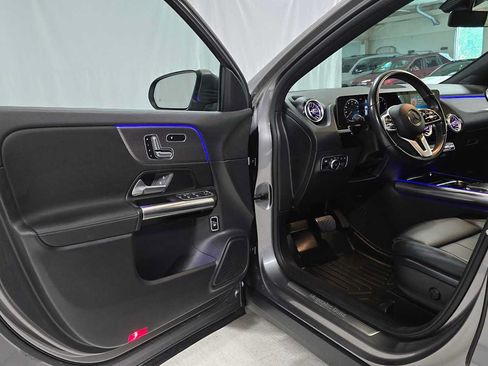 Certified 2021 Mercedes-Benz GLA 250 4MATIC image 19