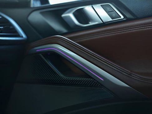 Used 2023 BMW X6 M50i w/ Executive Package image 40