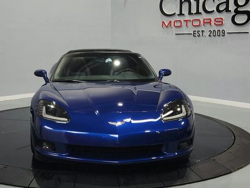 Used 2007 Chevrolet Corvette Coupe w/ Performance Package RWD image 3