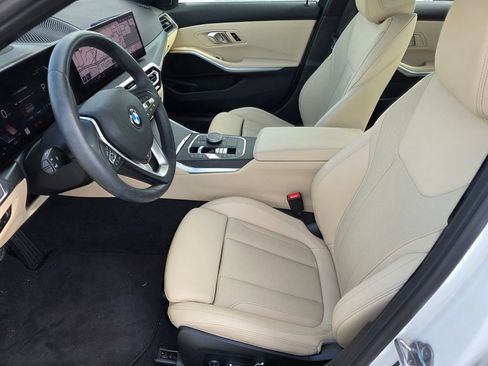 Used 2024 BMW 330i Sedan w/ Premium Package RWD image 9