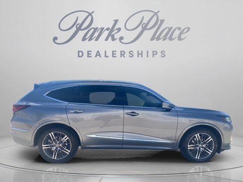 Used 2025 Acura MDX SH-AWD w/ Advance Package image 4