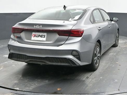 Used 2024 Kia Forte LXS image 9