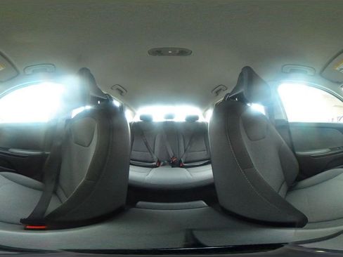 Used 2025 Kia K4 LXS image 44