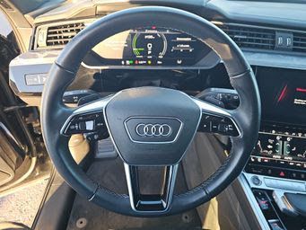 Used 2022 Audi e-tron Chronos AWD/4WD image 6