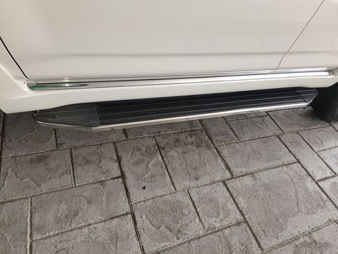 Used 2018 Toyota 4Runner Limited AWD/4WD image 33