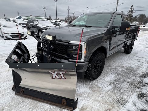 Used 2025 Ford F350 XL w/ STX Appearance Package image 7